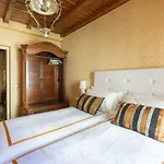 Spanish Steps Casa Nes