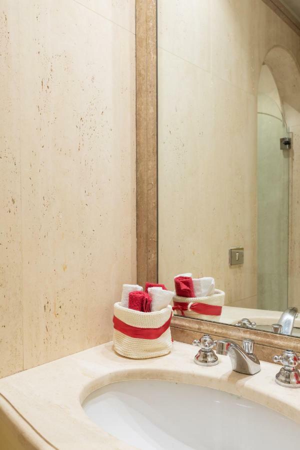 Spanish Steps Casa Nes * Rom