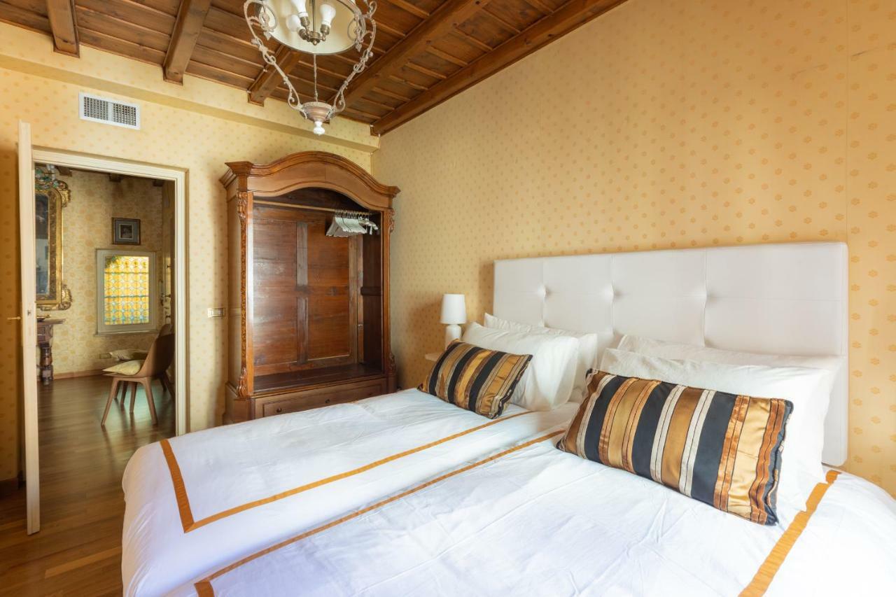 Spanish Steps Casa Nes * Rom